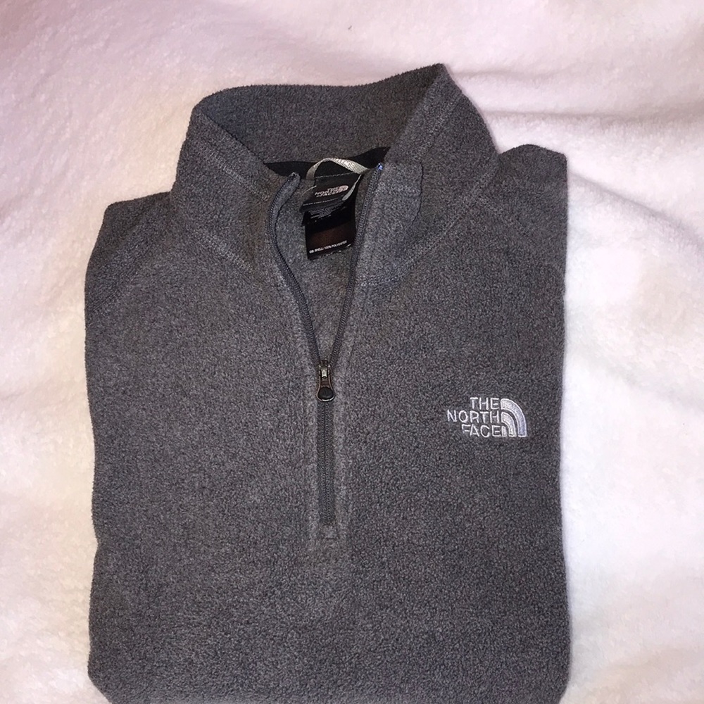 The North Face Fleece Pullover - Picture 4 of 6